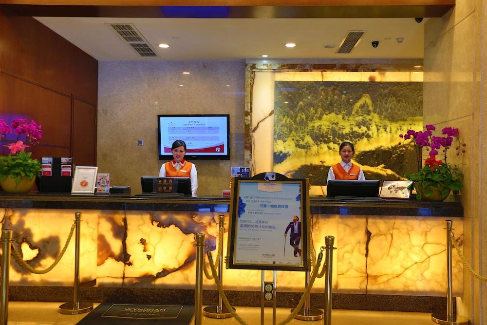 Hotel Ramada Chengdu North Exterior foto