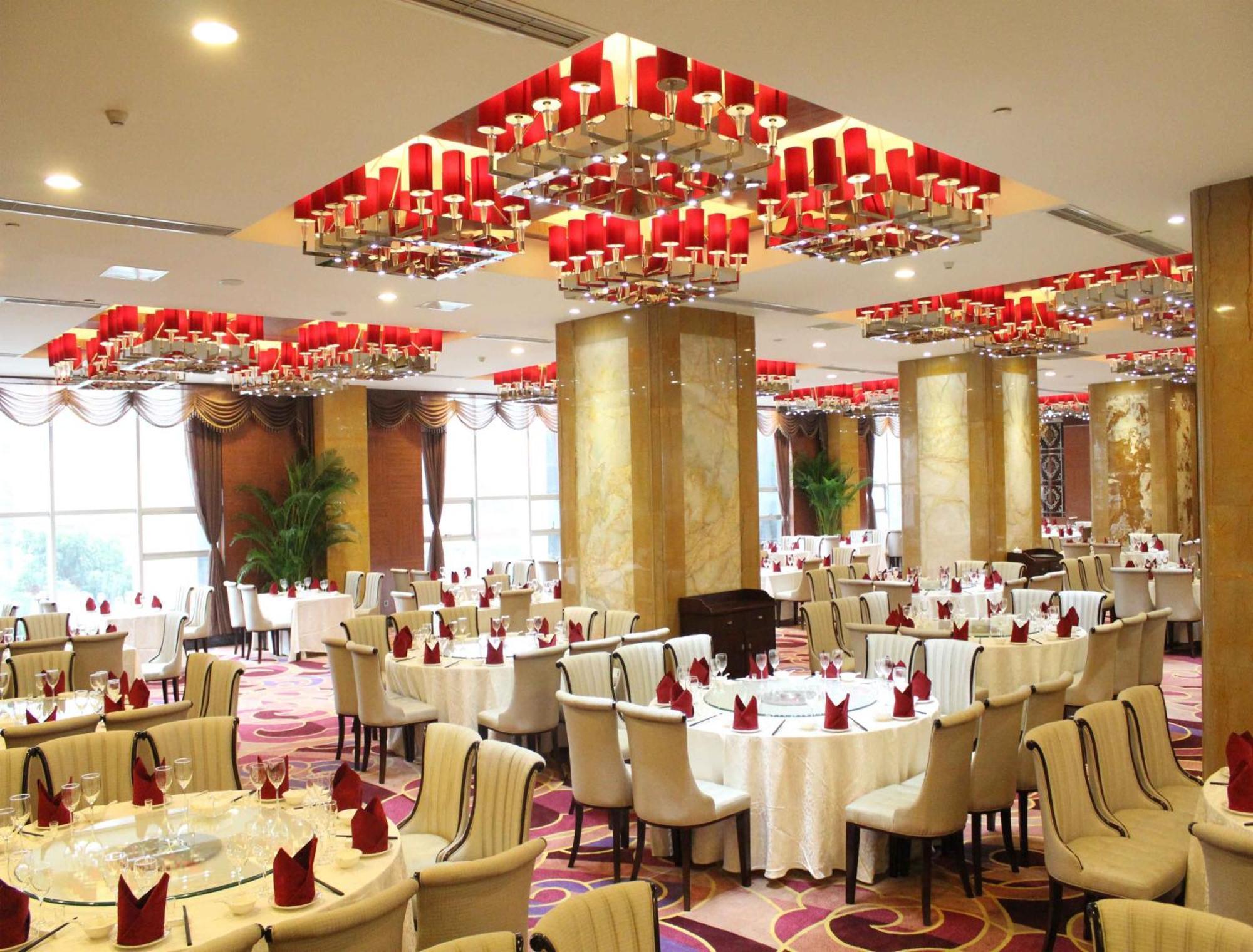 Hotel Ramada Chengdu North Exterior foto